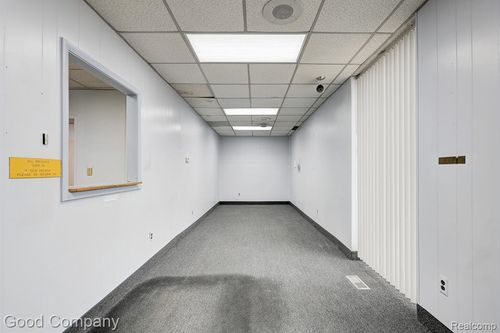 26095 W 6 Mile Rd, Redford, MI, 48240-2216 | Card Image