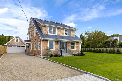 10 Sagamore Rd, Hampton Bays, NY, 11946-1734 | Card Image