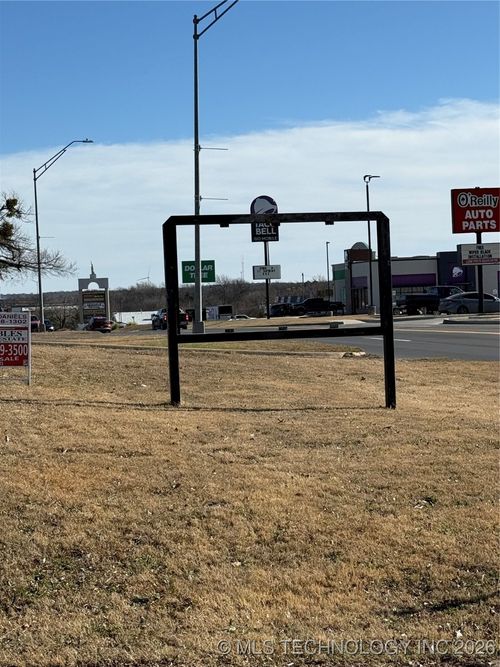 1718 W Broadway Ave, Sulphur, OK, 73086-4244 | Card Image