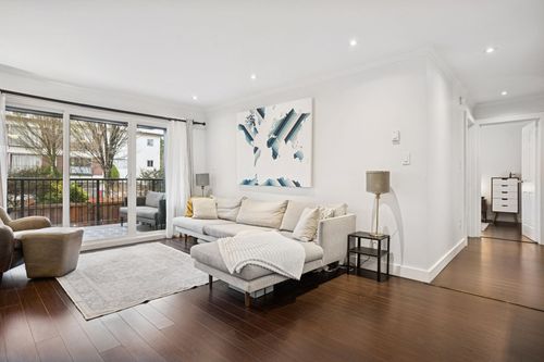 213-808 E 8th Ave, Vancouver, BC, V5T1T5 | Card Image