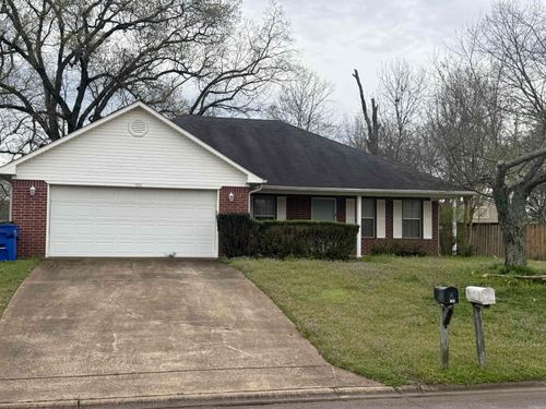 104 Donna Kay Dr, Greenbrier, AR, 72058-9574 | Card Image