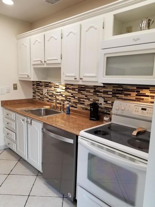 apt-205-1 Abbey Ln, Delray Beach, FL, 33446-1656 | Card Image