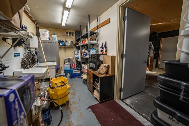 101 N Maple St, Home with 0 bedrooms, 2 bathrooms and null parking in Bainbridge OH | Image 16