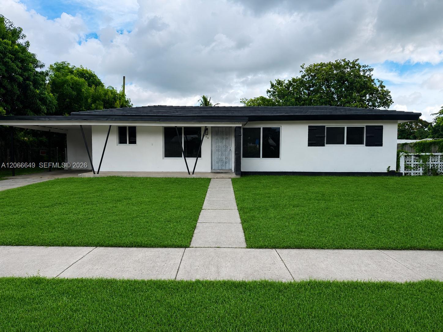 Residential Lease in Plantation