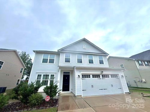 394-4735 Green Mountain Dr, Charlotte, NC, 28215-2267 | Card Image
