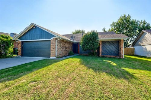 712 Pintail Pl, Edmond, OK, 73003-4837 | Card Image