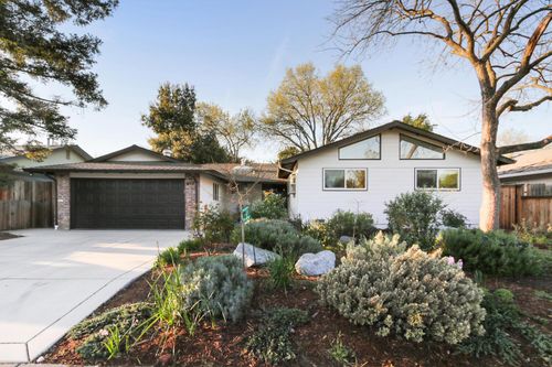 528 Rutgers Dr, Davis, CA, 95616-1811 | Card Image