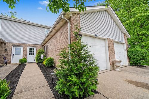5342 Country Club Ln, Burlington, KY, 41005-9779 | Card Image