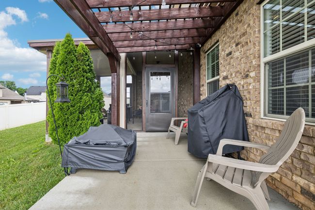 This partiall covered concrete patio makes a great place to grill out or simply enjoy the fresh air! 1107 Sycamore Leaf Way Murfreesboro, TN 37129 | Image 34