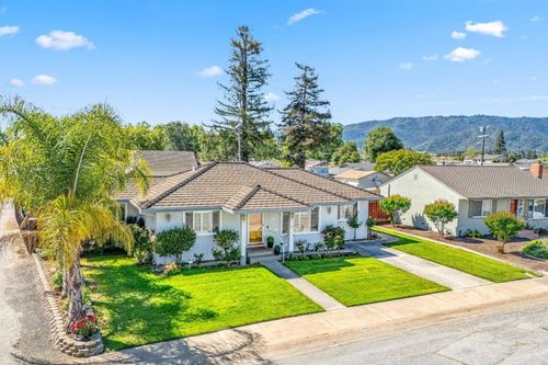 408 La Sierra Way, Gilroy, CA, 95020 | Card Image