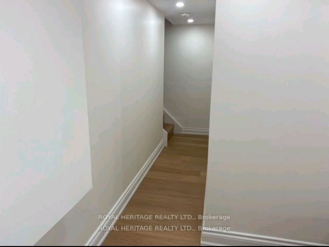 LOWER - 65 Wintergreen Rd, House attached with 2 bedrooms, 1 bathrooms and 1 parking in North York ON | Image 4