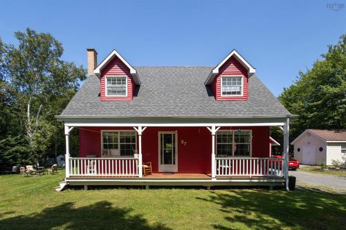 27 Greenridge Dr, House with 3 bedrooms, 2 bathrooms and null parking in Sydney NS | Card Image