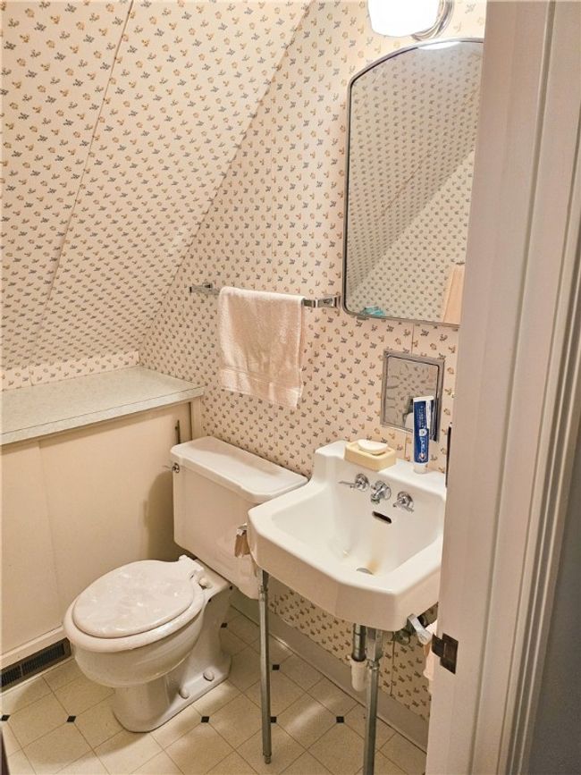 657 Kiester Rd, House other with 3 bedrooms, 2 bathrooms and 3 parking in Slippery Rock PA | Image 41