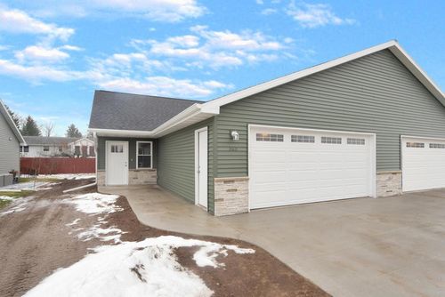 343 Pagel Avenue, BRILLION, WI, 54110 | Card Image