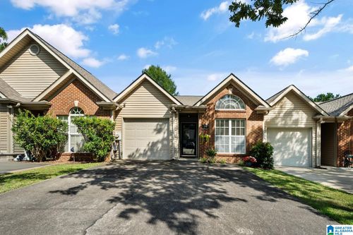 578 Cahaba Manor Dr, Pelham, AL, 35124-1590 | Card Image