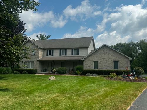8N055 Secretariat Ct, St. Charles, IL, 60175-6864 | Card Image