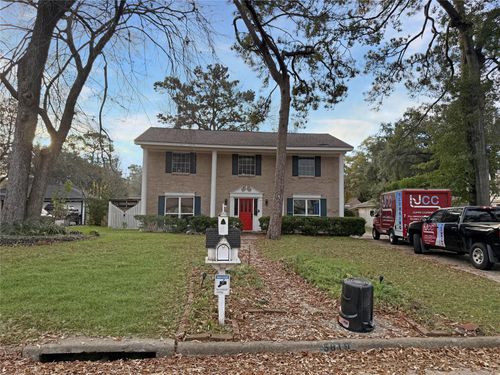 5819 Old Lodge Dr, Houston, TX, 77066-1515 | Card Image