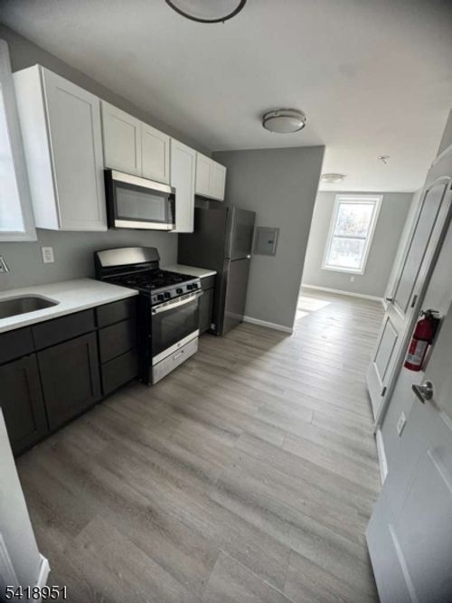 apt-2a-17 Teaneck Rd, Ridgefield Park, NJ, 07660-2315 | Card Image