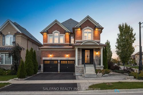 30 Fairmont Ridge, King, ON, L0G1N0 | Card Image