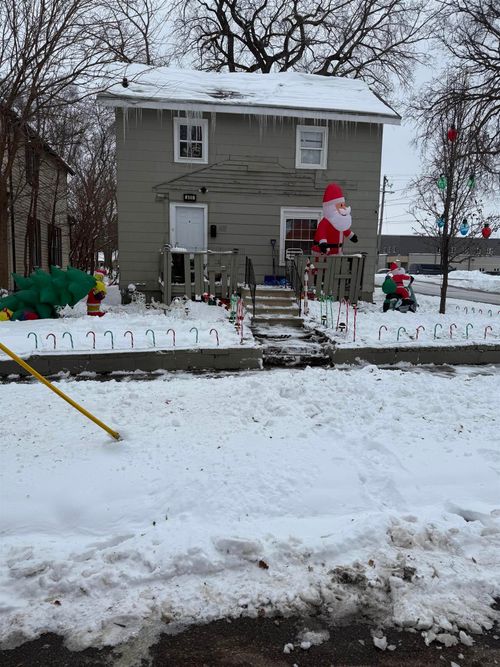 400 Elm St, Waterloo, IA, 50703-4033 | Card Image