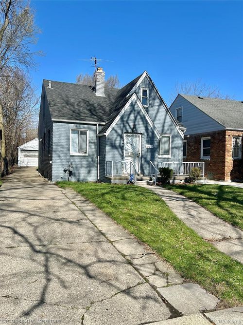 10043 Mckinney St, Detroit, MI, 48224-1835 | Card Image