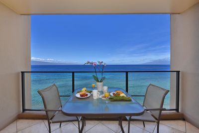 913 - 110 Kaanapali Shores Pl, Condo with 0 bedrooms, 1 bathrooms and null parking in Lahaina HI | Image 1