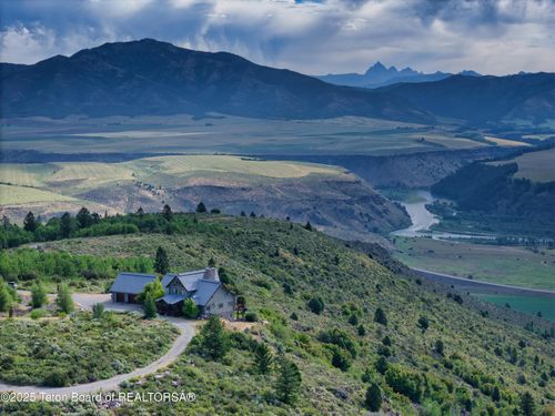1525 Wagon Road, Swan Valley, ID, 83449 | Card Image
