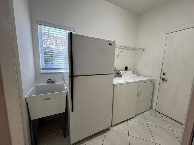 11174 Winding Pearl Way, House other with 5 bedrooms, 3 bathrooms and null parking in Wellington FL | Image 15