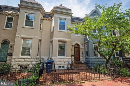 211 F St Ne, WASHINGTON, DC, 20002-4928 | Card Image