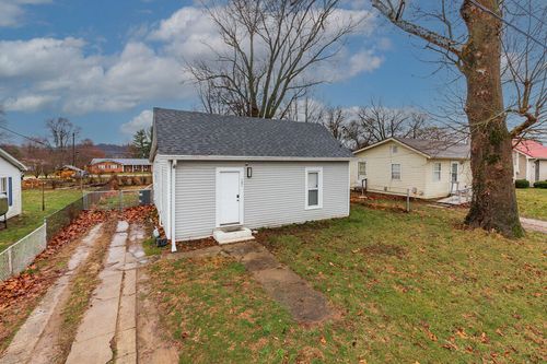 107 Red Cross, Warsaw, KY, 41095-2032 | Card Image