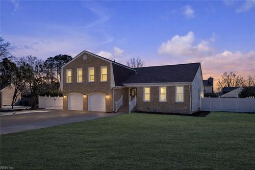 5005 Kemps Farm Pl, Virginia Beach, VA, 23464-5539 | Card Image