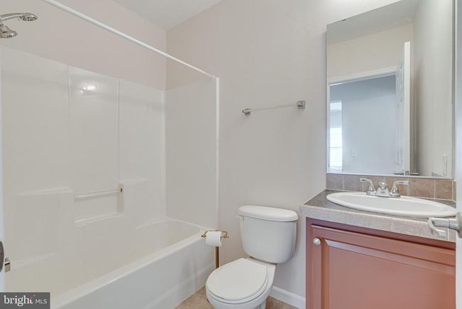 14511 Lake Central Dr, House other with 3 bedrooms, 2 bathrooms and null parking in CHANTILLY VA | Image 28
