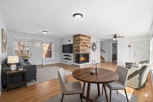 114 N Salem Ave, Arlington Heights, IL, 60005-1314 | Card Image