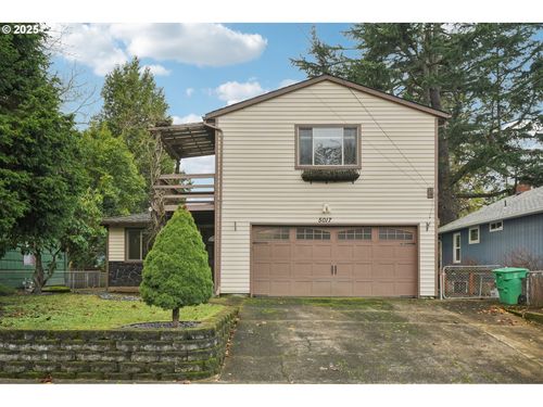 5017 Se 45th Ave, Portland, OR, 97206-5036 | Card Image