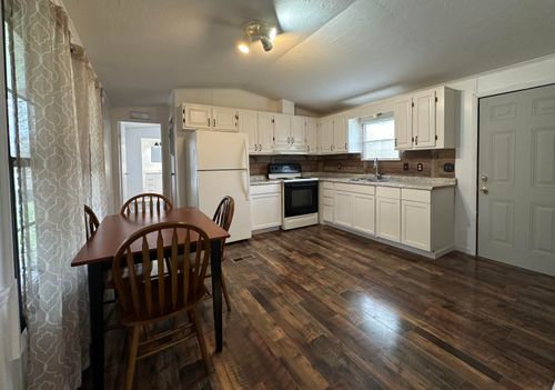 222 Planters Ln, Saint Stephen, SC, 29479-3057 | Card Image