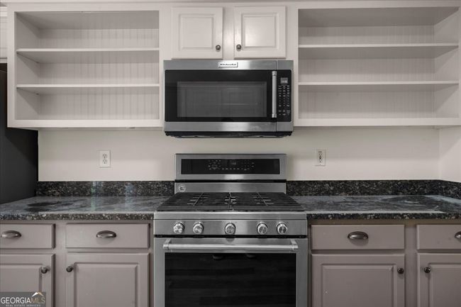 6715 N Glen Dr, House other with 4 bedrooms, 3 bathrooms and null parking in Cumming GA | Image 16