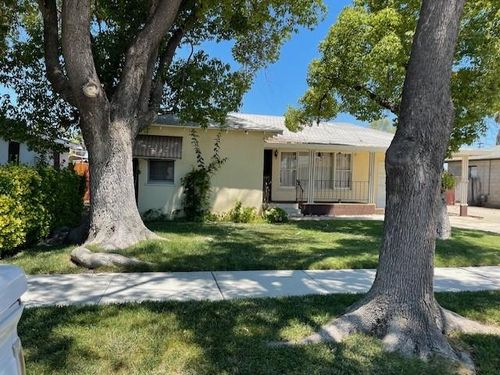 2832 Kay St, Ceres, CA, 95307-3414 | Card Image
