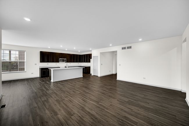 15051 Quincy Way, House other with 3 bedrooms, 2 bathrooms and 3 parking in Manhattan IL | Image 13