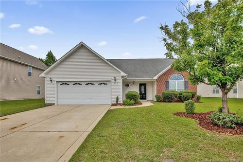 154 Audubon Dr, Raeford, NC, 28376-7264 | Card Image