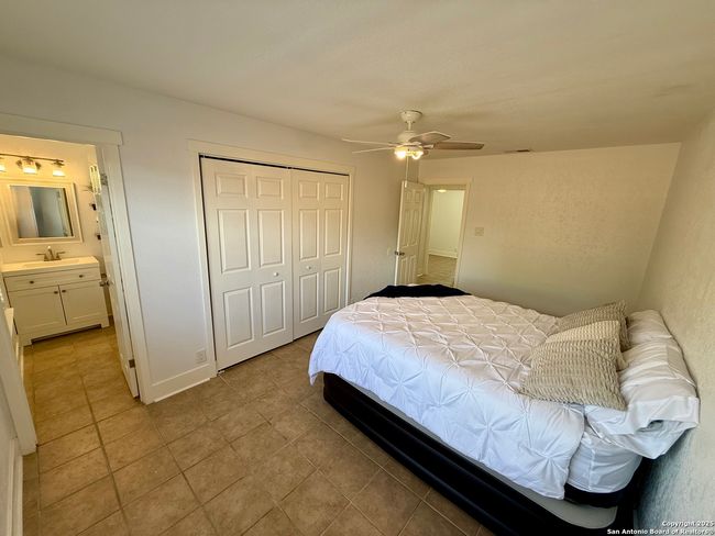 UNIT-2901 - 9140 Timber Path, Condo with 3 bedrooms, 2 bathrooms and null parking in San Antonio TX | Image 13