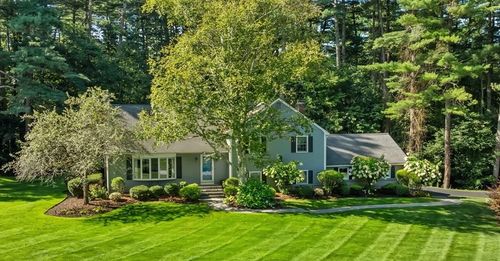 9 Lands End Ln, Sudbury, MA, 01776 | Card Image