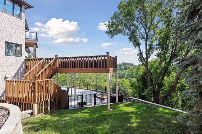 10481 Bluff Rd, House other with 5 bedrooms, 4 bathrooms and null parking in Eden Prairie MN | Image 53