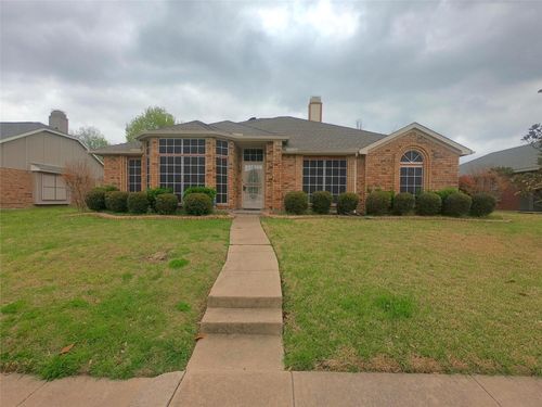 2630 Kimberly Dr, Garland, TX, 75040-8710 | Card Image