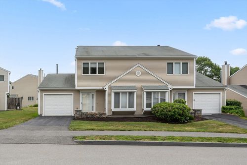 44-44 Oakwood Ln, Worcester, MA, 01604 | Card Image