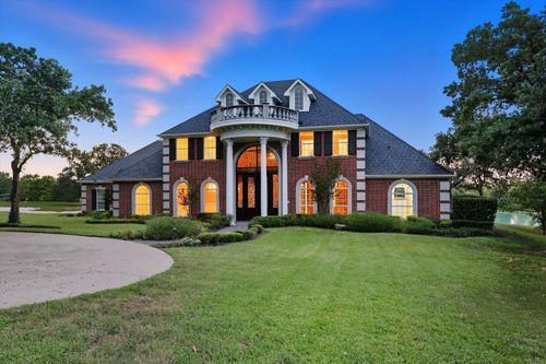1660 Glenview Ln, Bartonville, TX, 76226-6817 | Card Image