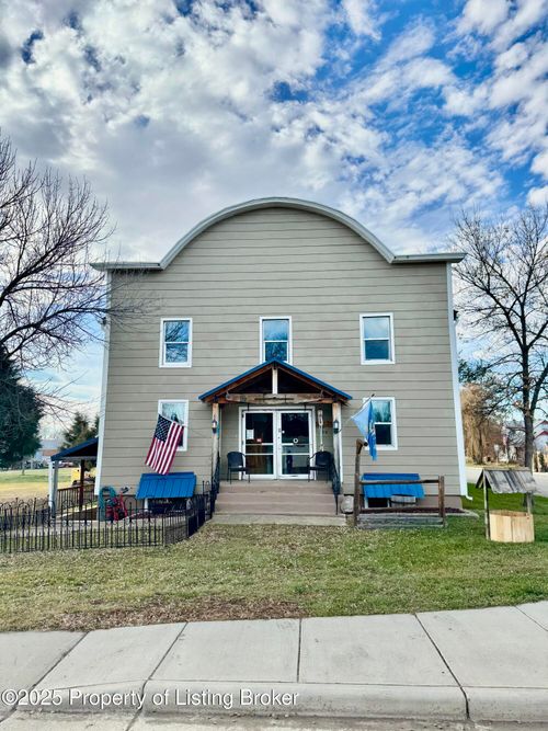 58 Central Ave N, Dunn Center, ND, 58626-2629 | Card Image