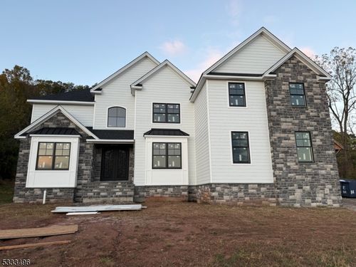 1831 Washington Valley Rd, Martinsville, NJ, 08836-2004 | Card Image