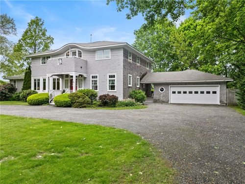 30 Whittier Rd, Jamestown, RI, 02835-1542 | Card Image