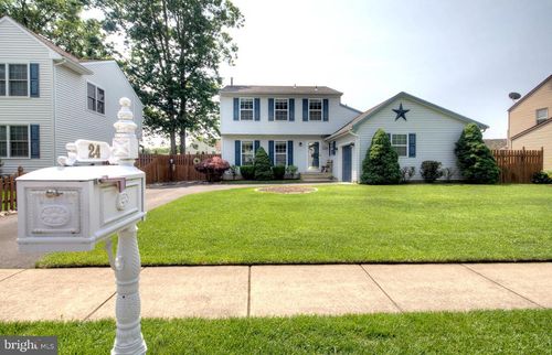 24 Brearly Dr, SICKLERVILLE, NJ, 08081-4455 | Card Image
