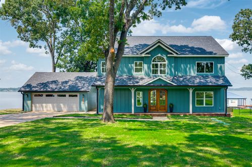 22107 Bluewater Rd, Chandler, TX, 75758-8054 | Card Image